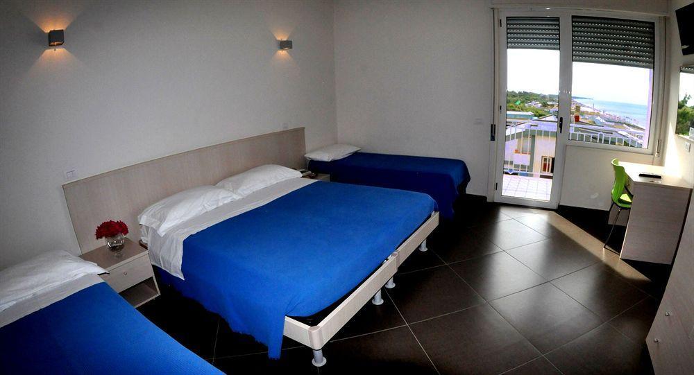 Albergo Riviera Spineta Battipaglia Exterior photo