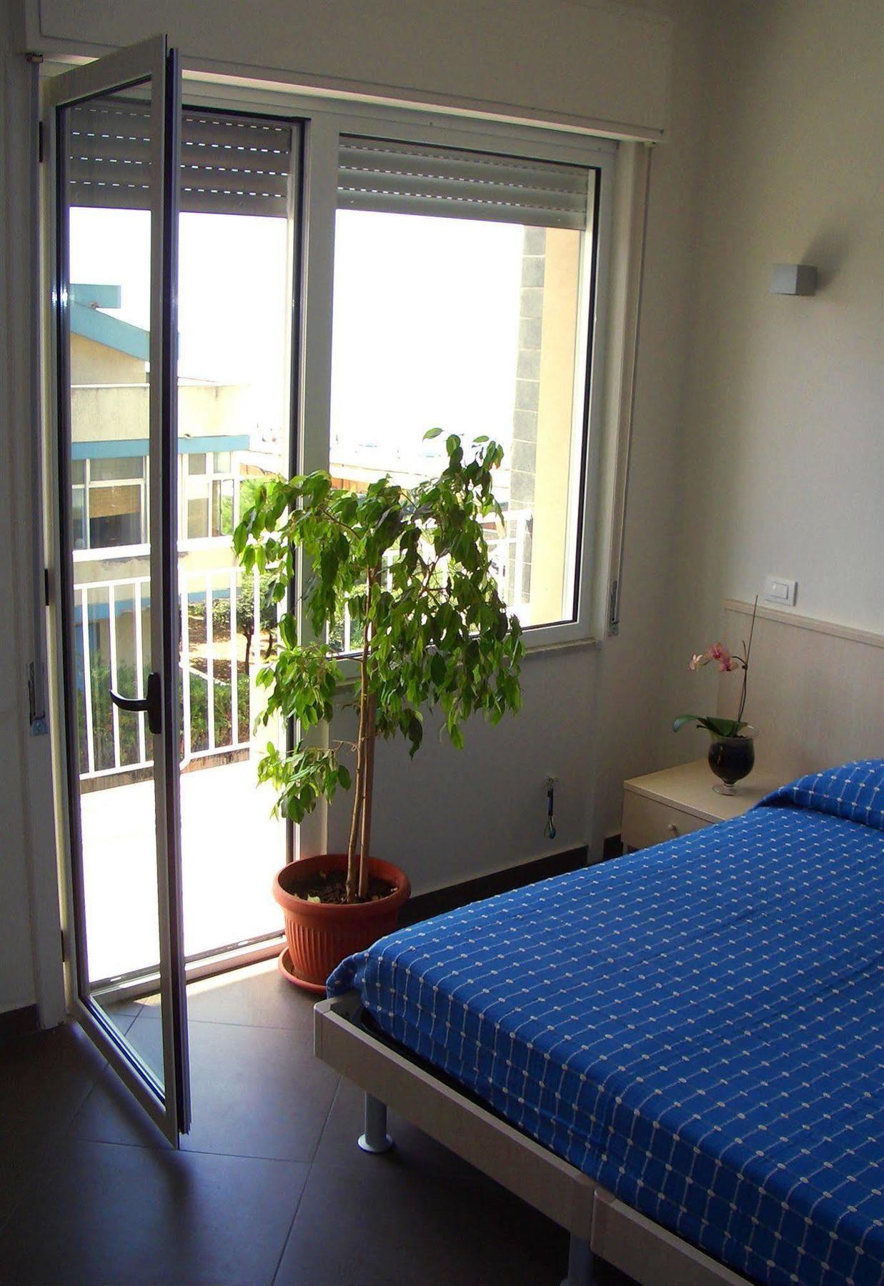Albergo Riviera Spineta Battipaglia Exterior photo