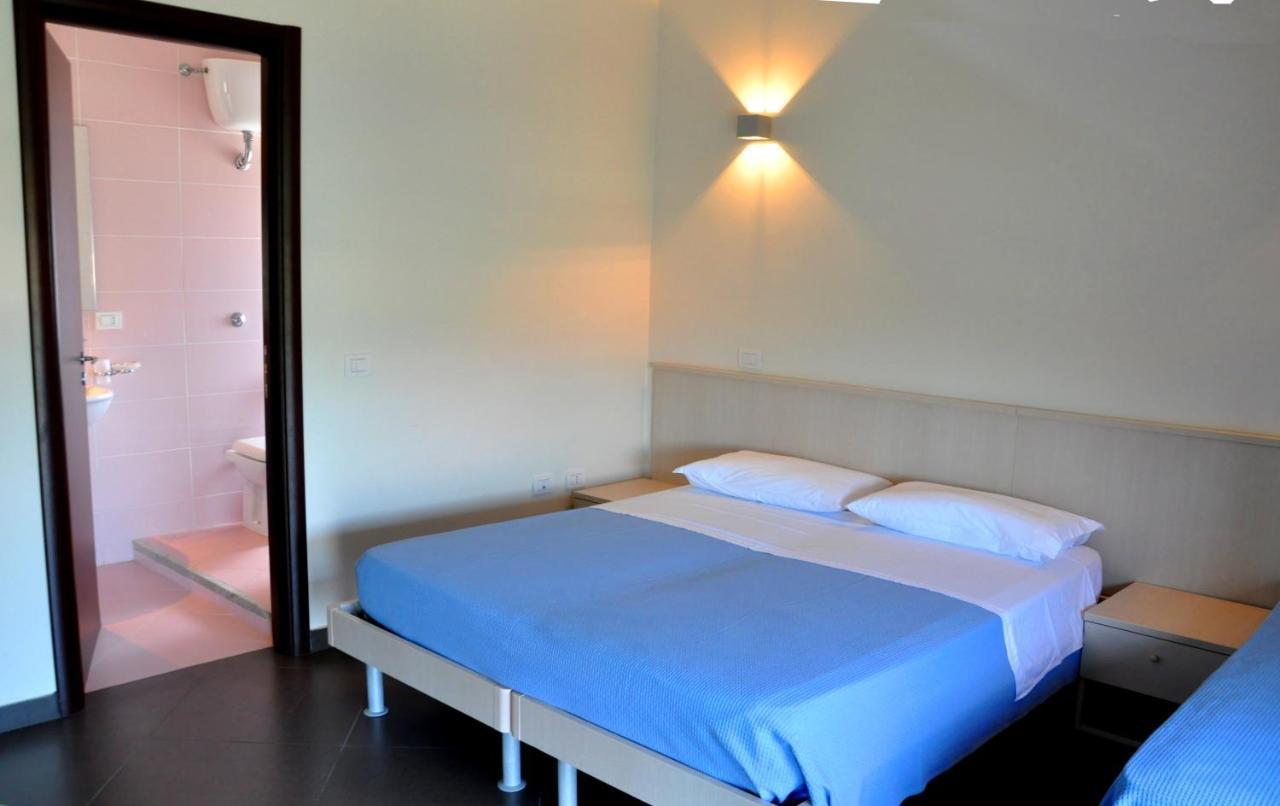 Albergo Riviera Spineta Battipaglia Exterior photo